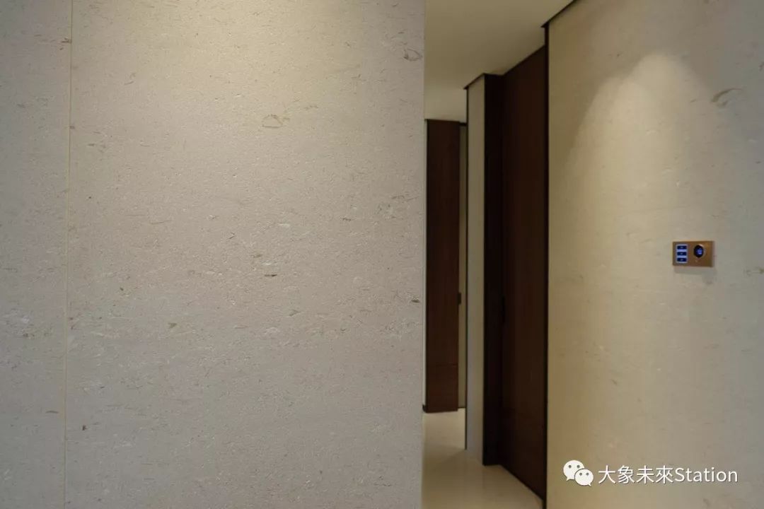 珠江畔的天誉半岛杨宅,融入 270 度江景的现代设计-59