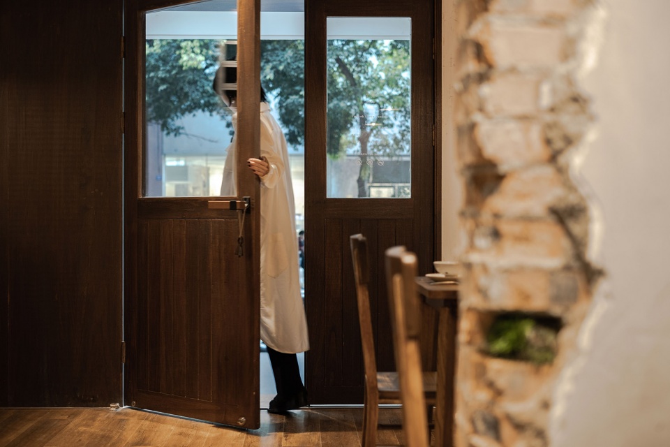 成都無早咖啡厅 | 极简日式空间的细节魅力-11