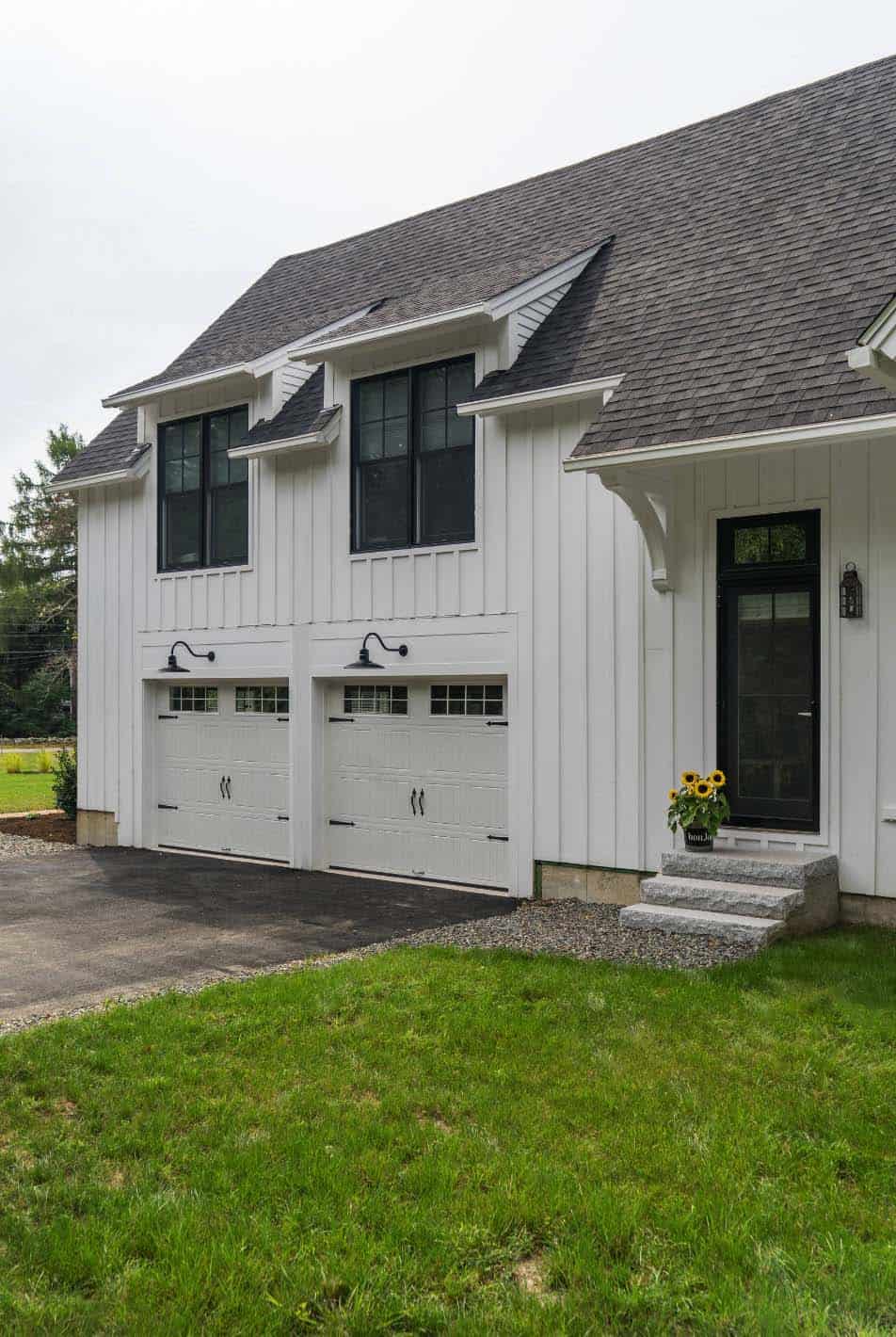 Modern farmhouse style nestled in an idyllic woodsy New England setting-15