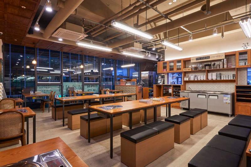 现代简约 35 平公寓设计，感受共鸣的餐桌-6