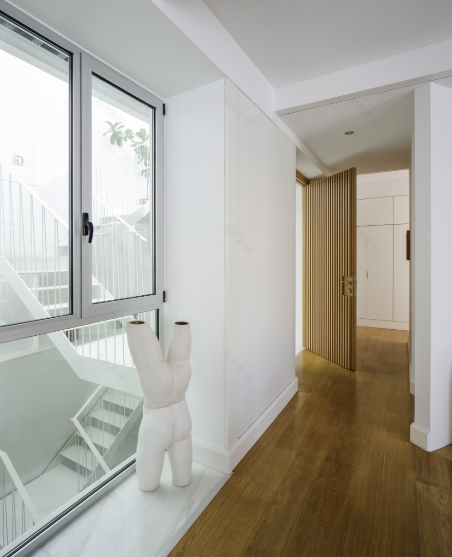 Recacha 公寓 · 历史建筑的新生-25