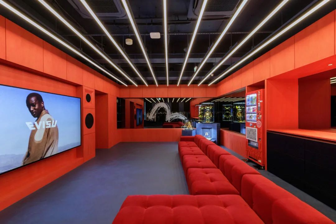 Evisu东京旗舰店设计丨日本东京丨Brinkworth-4