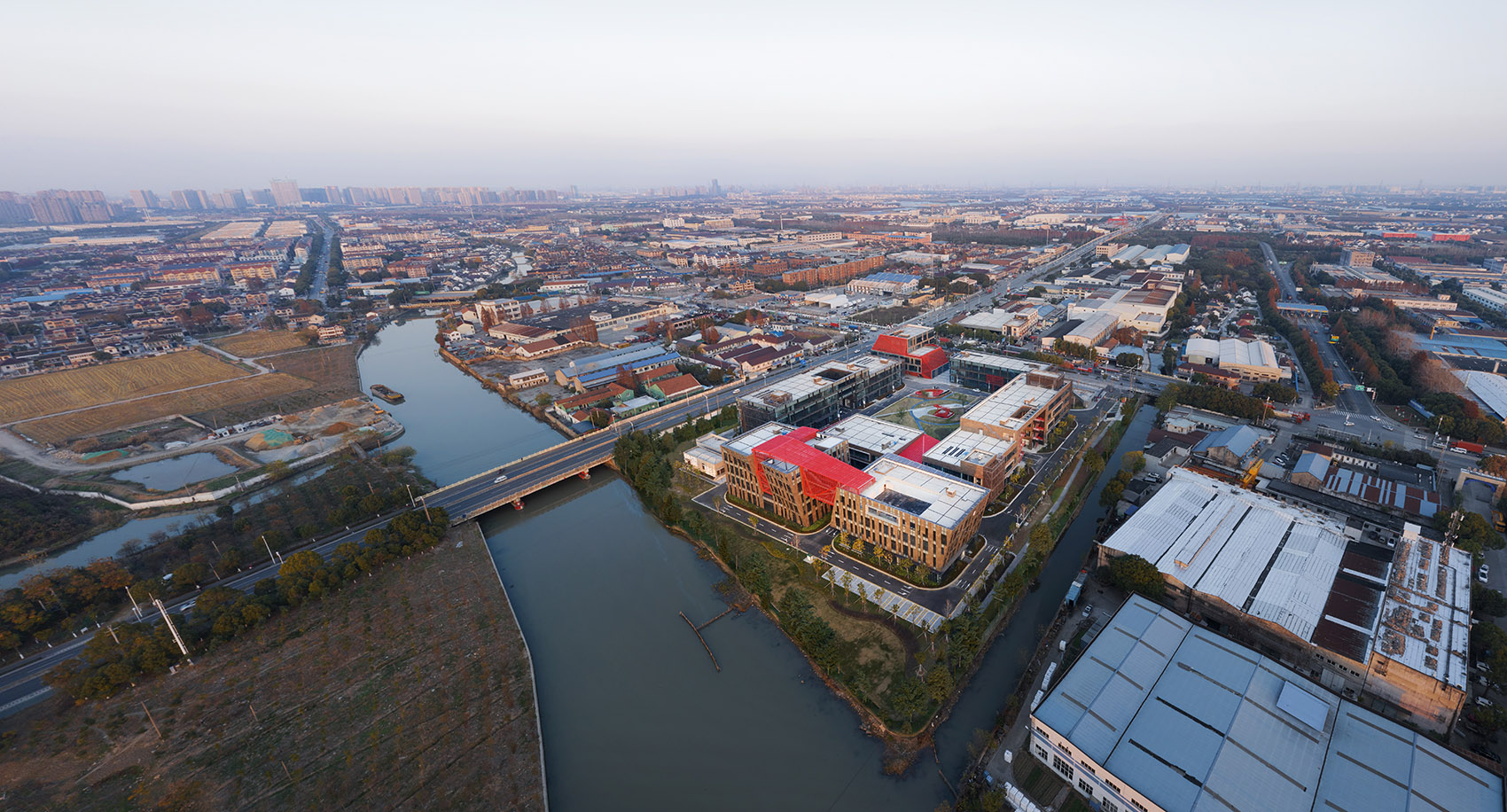 上海“鹤望智谷”建筑丨中国上海丨加拿大考斯顿设计-12