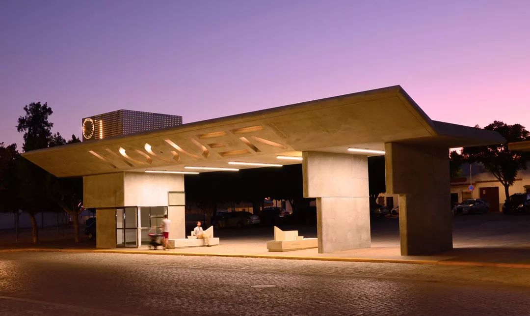 Moguer Gate公交站台-40