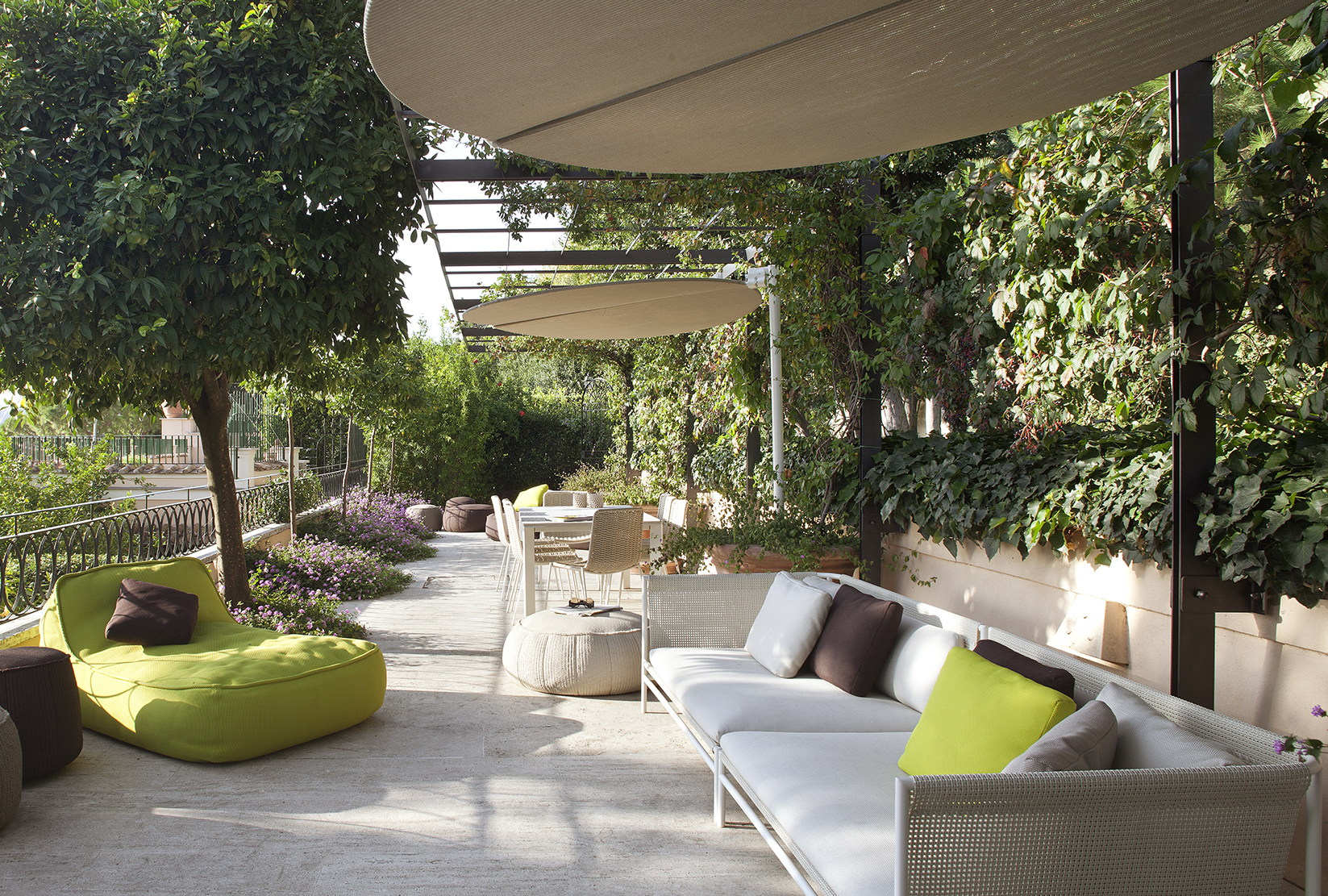 数据库机房；数据库工作室（需结合具体语境确定更精准表达，若DB指数据库）

注：DB常见为Database缩写，若DB有其他特定含义，请提供更多背景信息 丨意大利罗马丨Marco Costanzi Architects-6