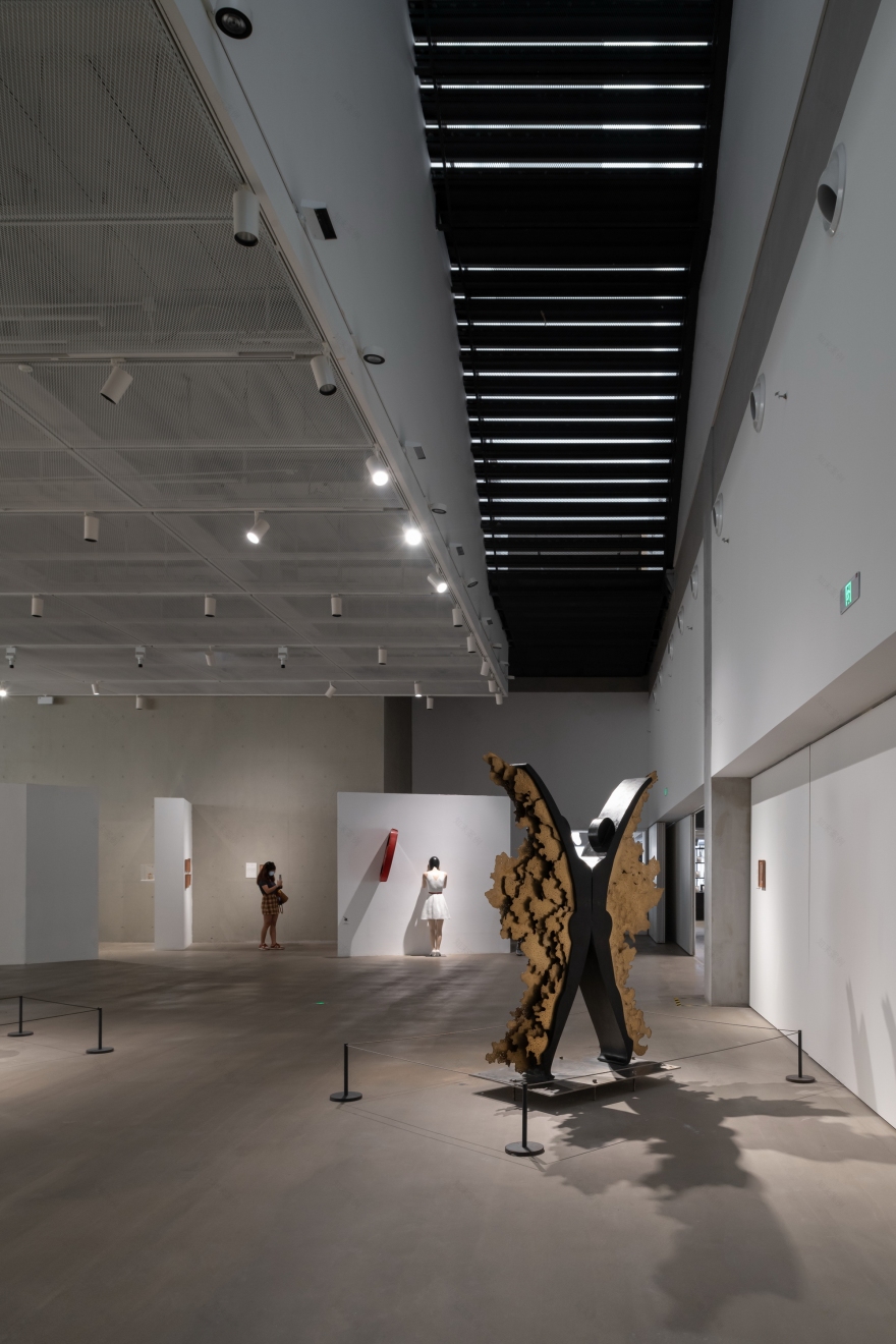 The Opened “White Box” Art Museum, OCAT-B10丨中国深圳丨MENG YAN | URBANUS-54