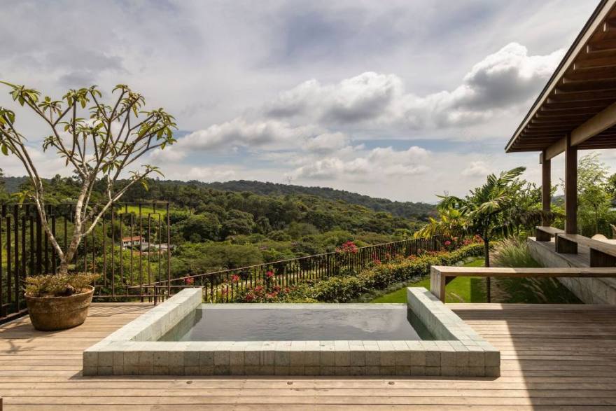 与地形融为一体充满活力的回旋镖乡村别墅设计丨IN HOUSE建筑和室内设计团队-38