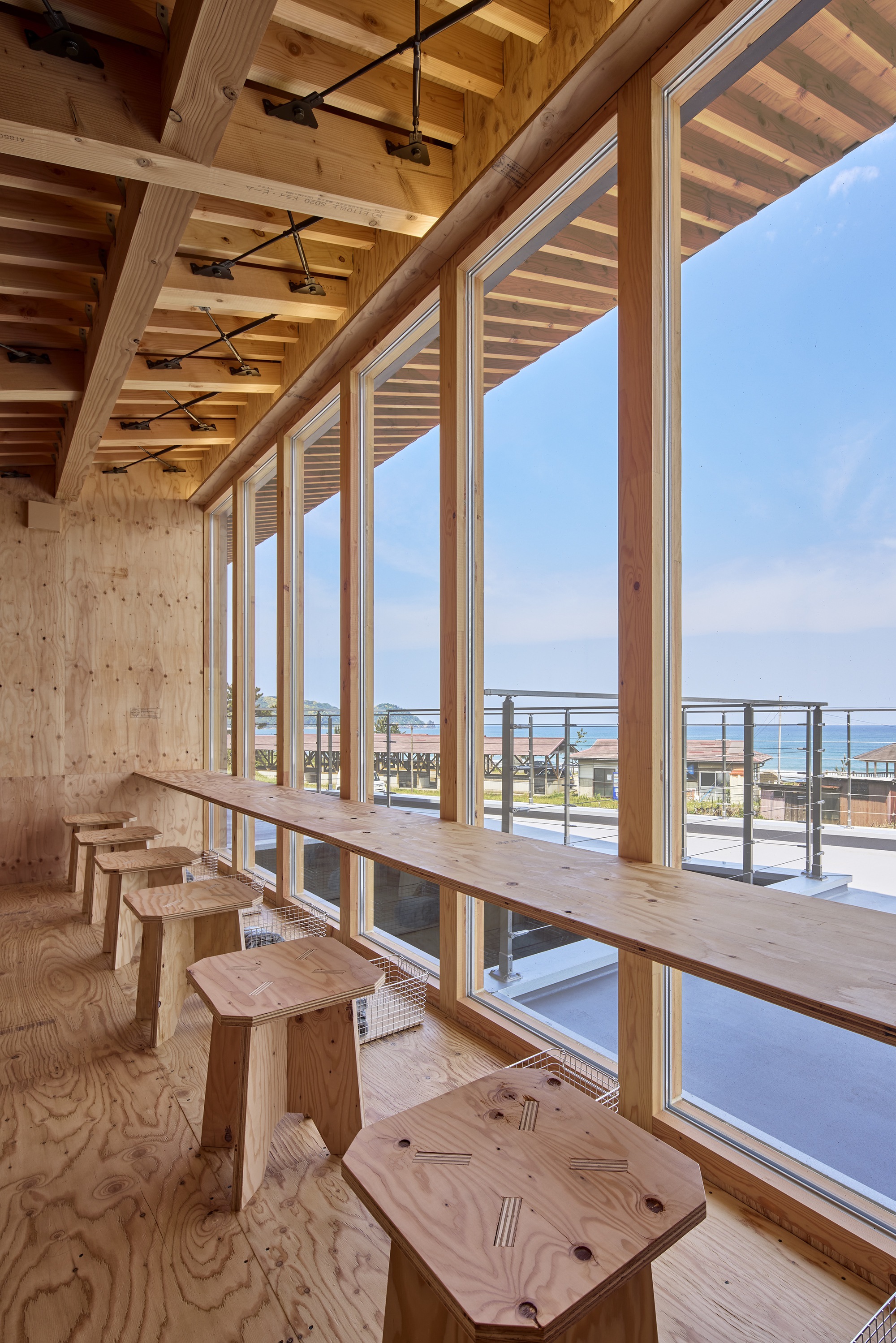 Kugami Terrace Sunset Cafe and Small Gallery / REPLUS Co.,Ltd-39