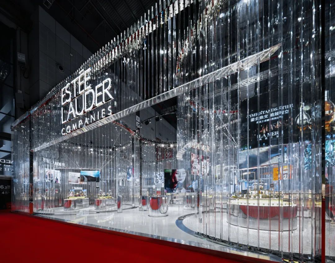 雅诗兰黛进博会展馆——栋栖设计打造梦幻透明立方体-12