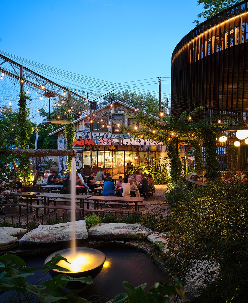 Cosmic仓库咖啡厅及酒吧丨美国奥斯汀丨Clayton Korte-46