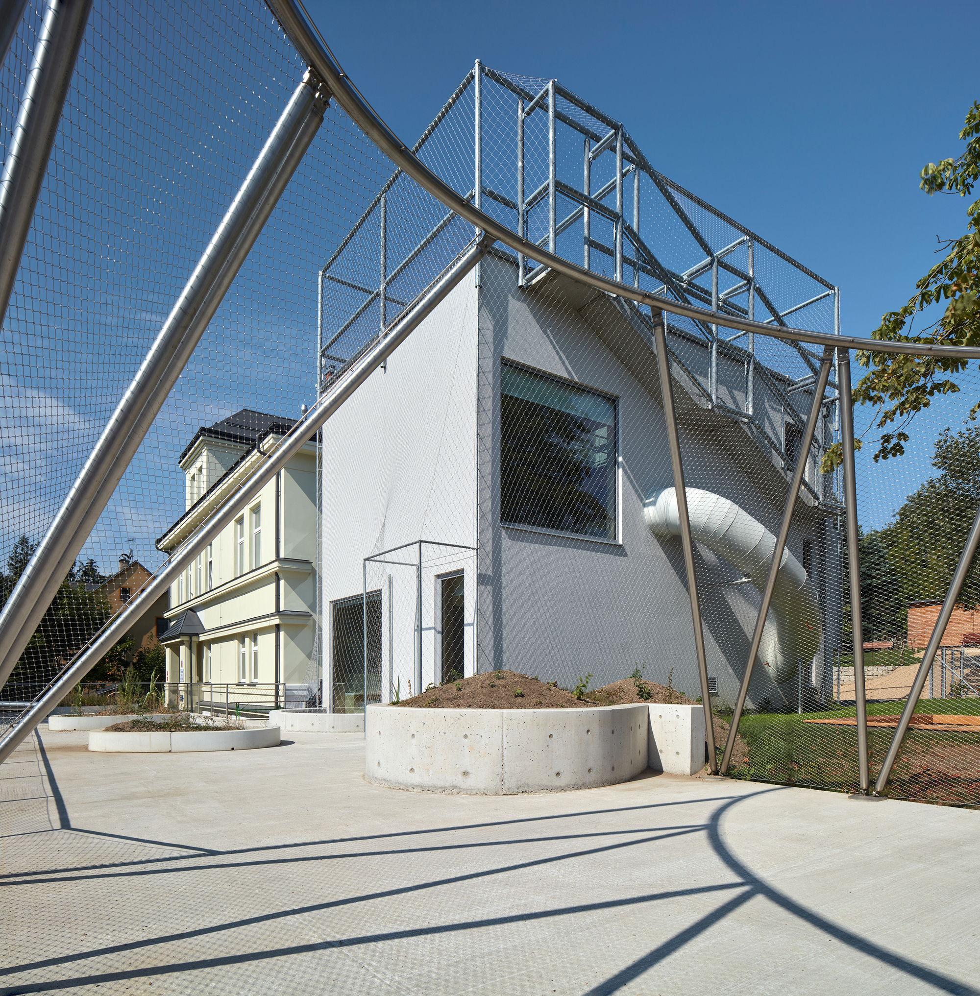 Montessori Kindergarten Jablonec nad Nisou / Mjölk architekti + Projektovy atelier David-18