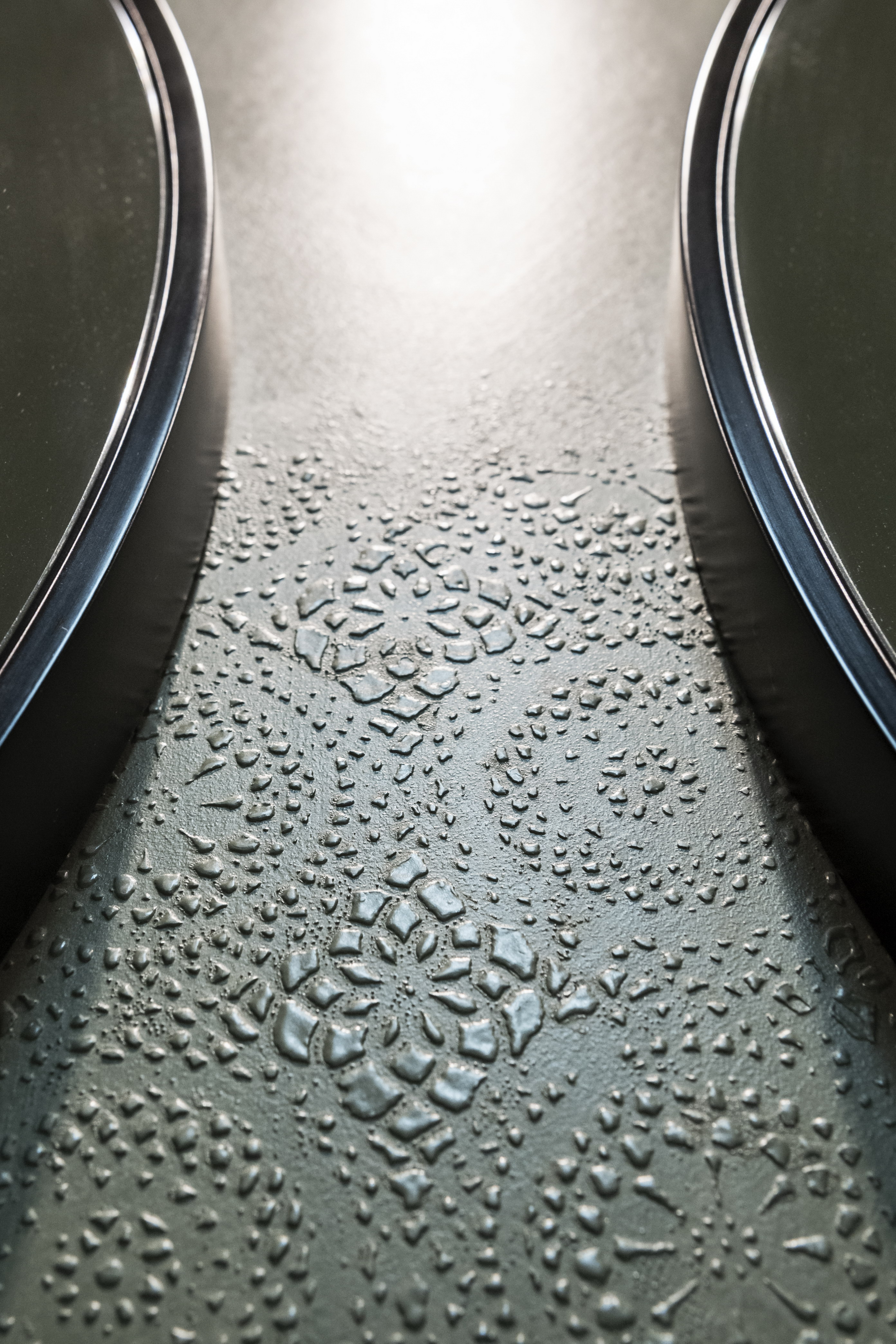 湖边休闲建筑，自然与设计的和谐融合-32