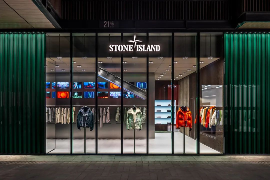Stone Island 成都太古里旗舰店丨中国成都丨OMA,AMO-0
