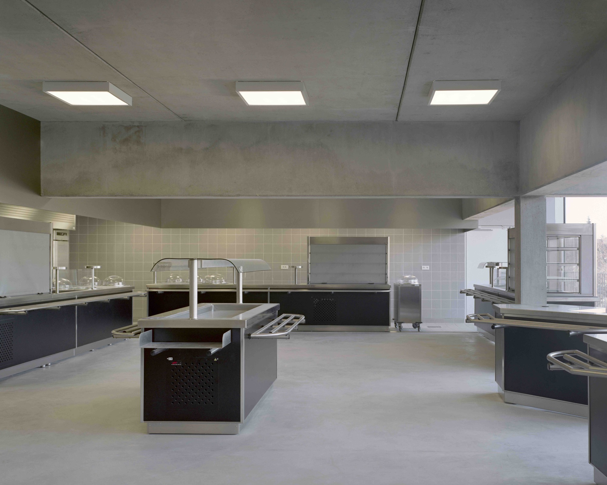 公共冷却器 | 巴黎萨克莱新校区的共享空间-21