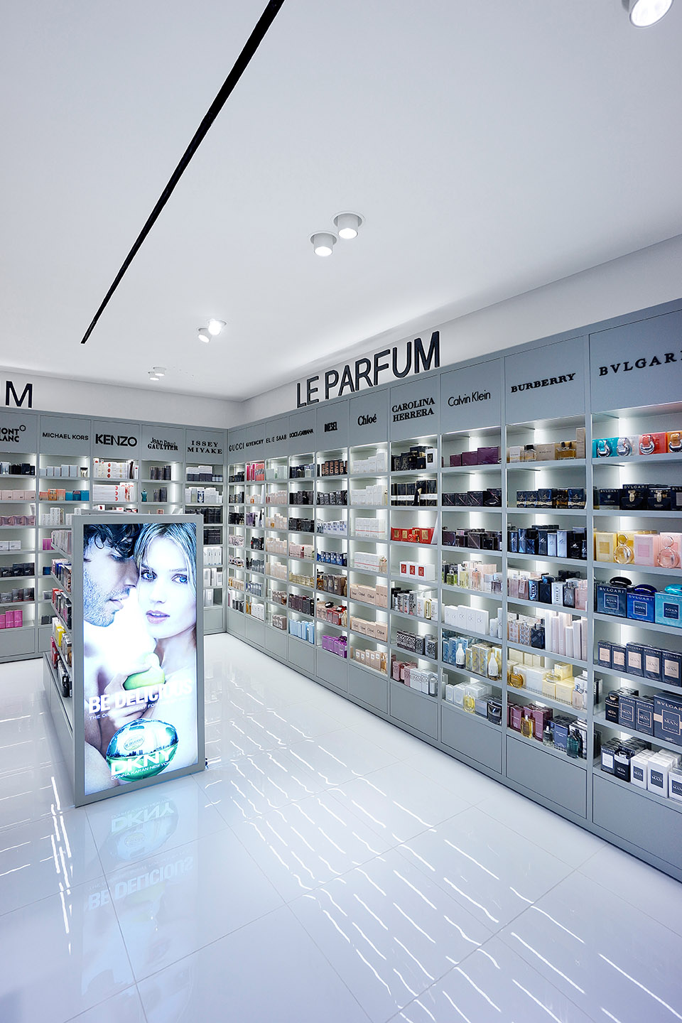 老佛爷商城伊斯坦布尔店 / plajer & franz studio-46