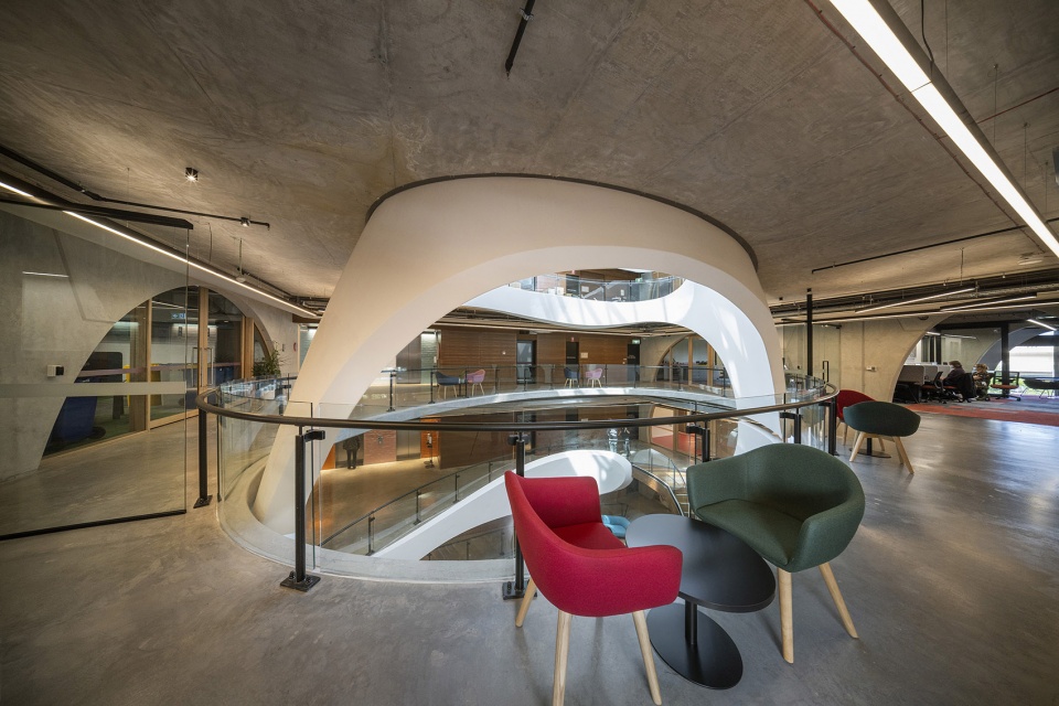 澳大利亚首个 LGBTQI+活动中心——维多利亚傲娇中心-35