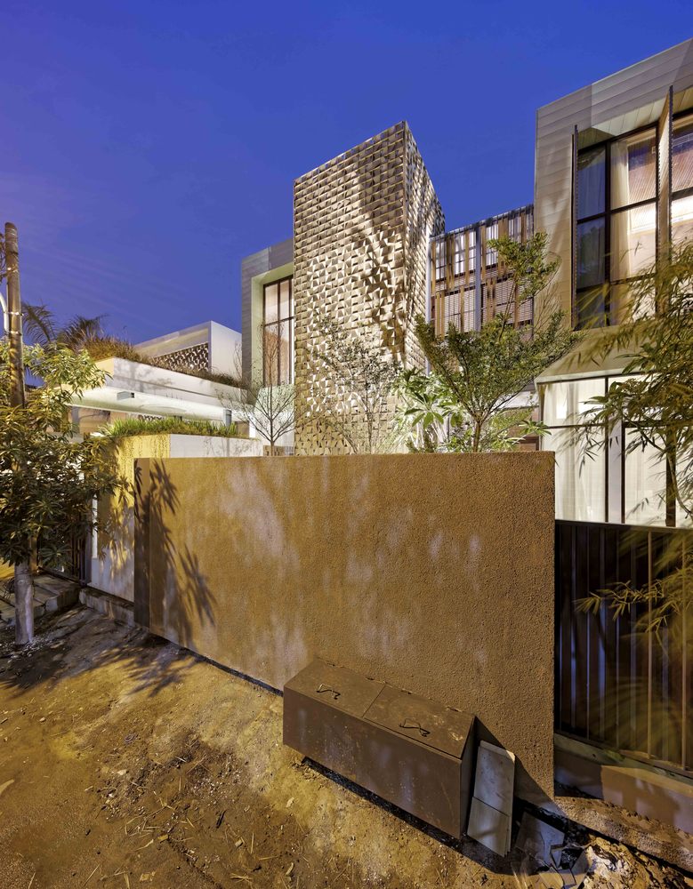 印尼传统与现代融合的绿洲住宅-48