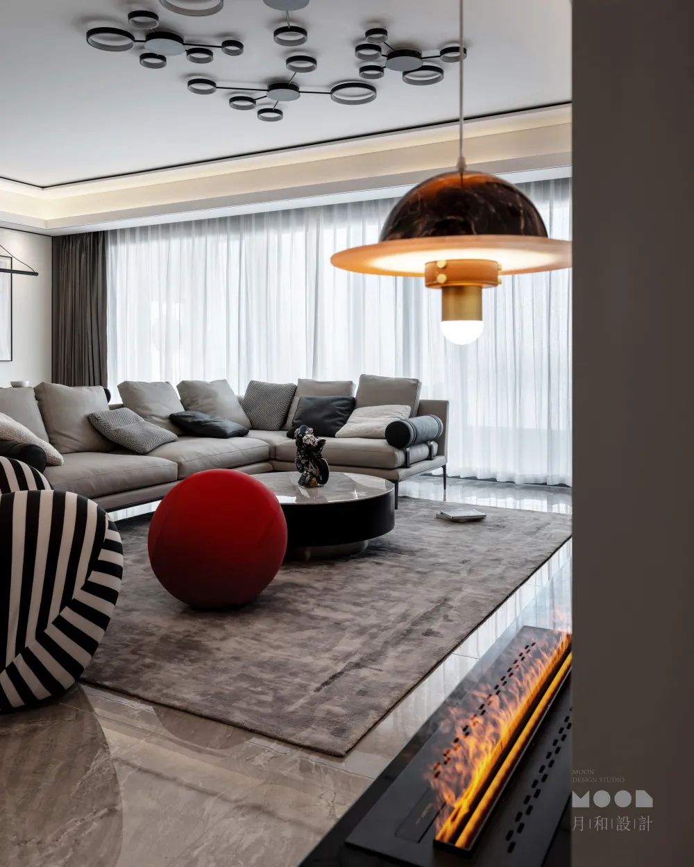 极简潮玩之家 · 95 后游戏编程设计师的自由空间丨月和设计-32