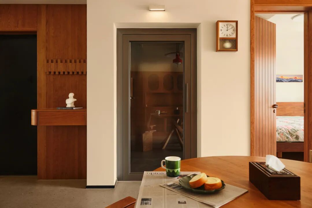 弥舍｜260m²中古叠墅，壁炉煨暖岁月，实木雕刻生活-72