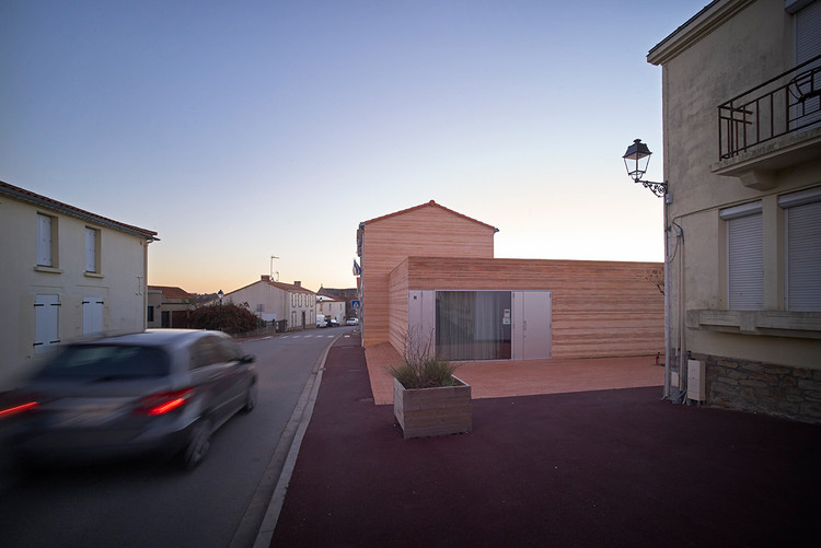 法国 Vendée 地区 Chaillé·sous·les·Ormeau· 市政厅扩建工程-21