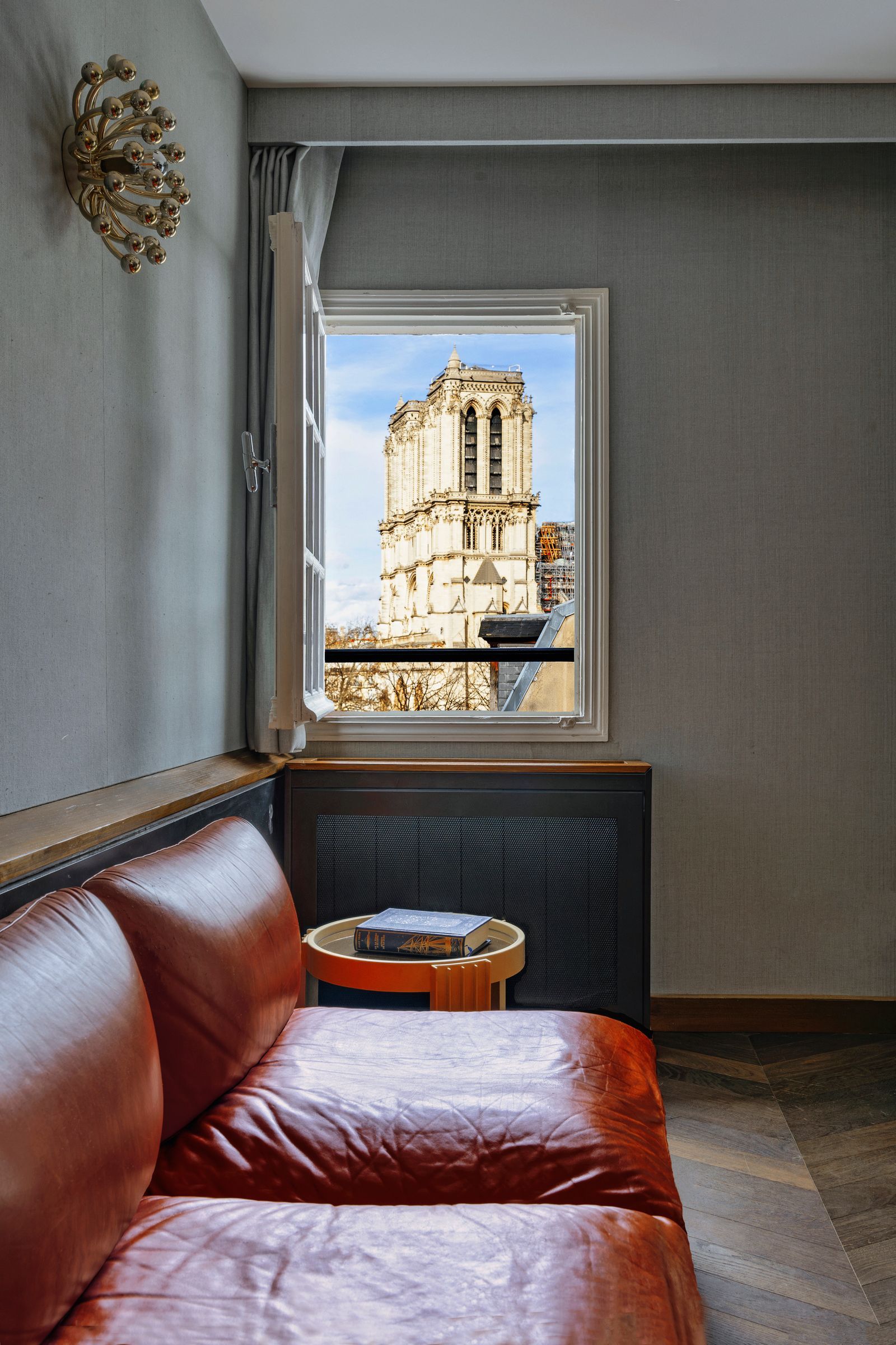 巴黎50平米可赏圣母院景观公寓翻新丨法国巴黎-10
