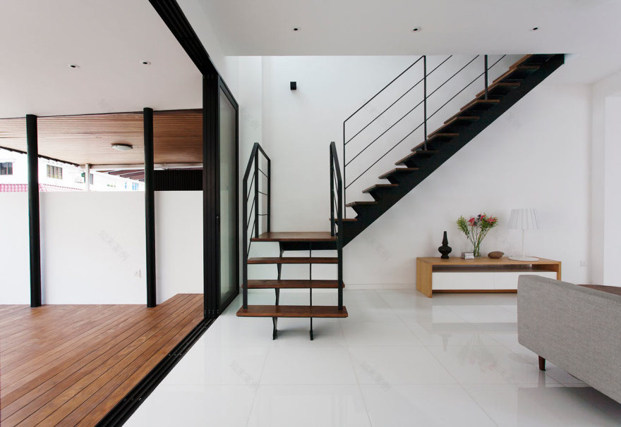 新加坡破旧框架屋变身为现代绿意住宅-22