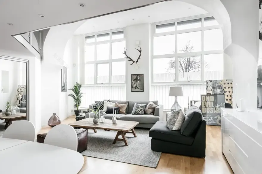 1907 年老建筑的现代重生 | 玻璃与白的完美融合-5