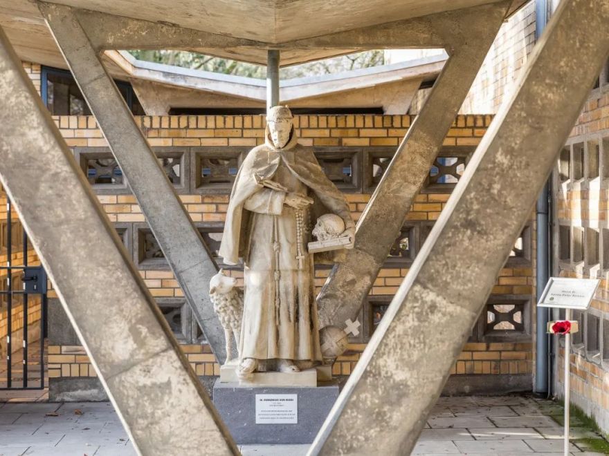 Fritz Schaller 的现代主义宗教建筑 | St. Paulus Neuss 教堂与 Trauerhalle Melaten-Friedhof 殡仪馆-44