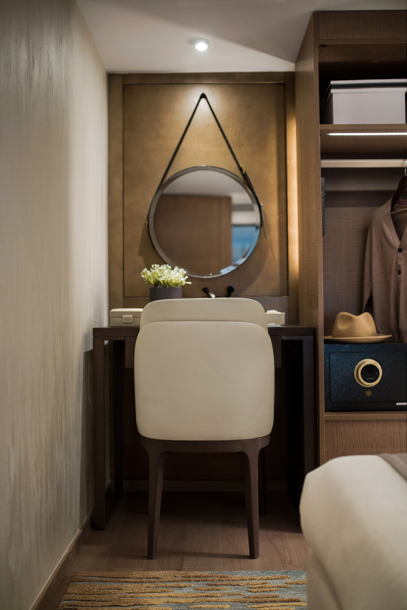 深圳城夕样板房 | 现代轻奢融入宝石元素，展现中西合璧之美-8