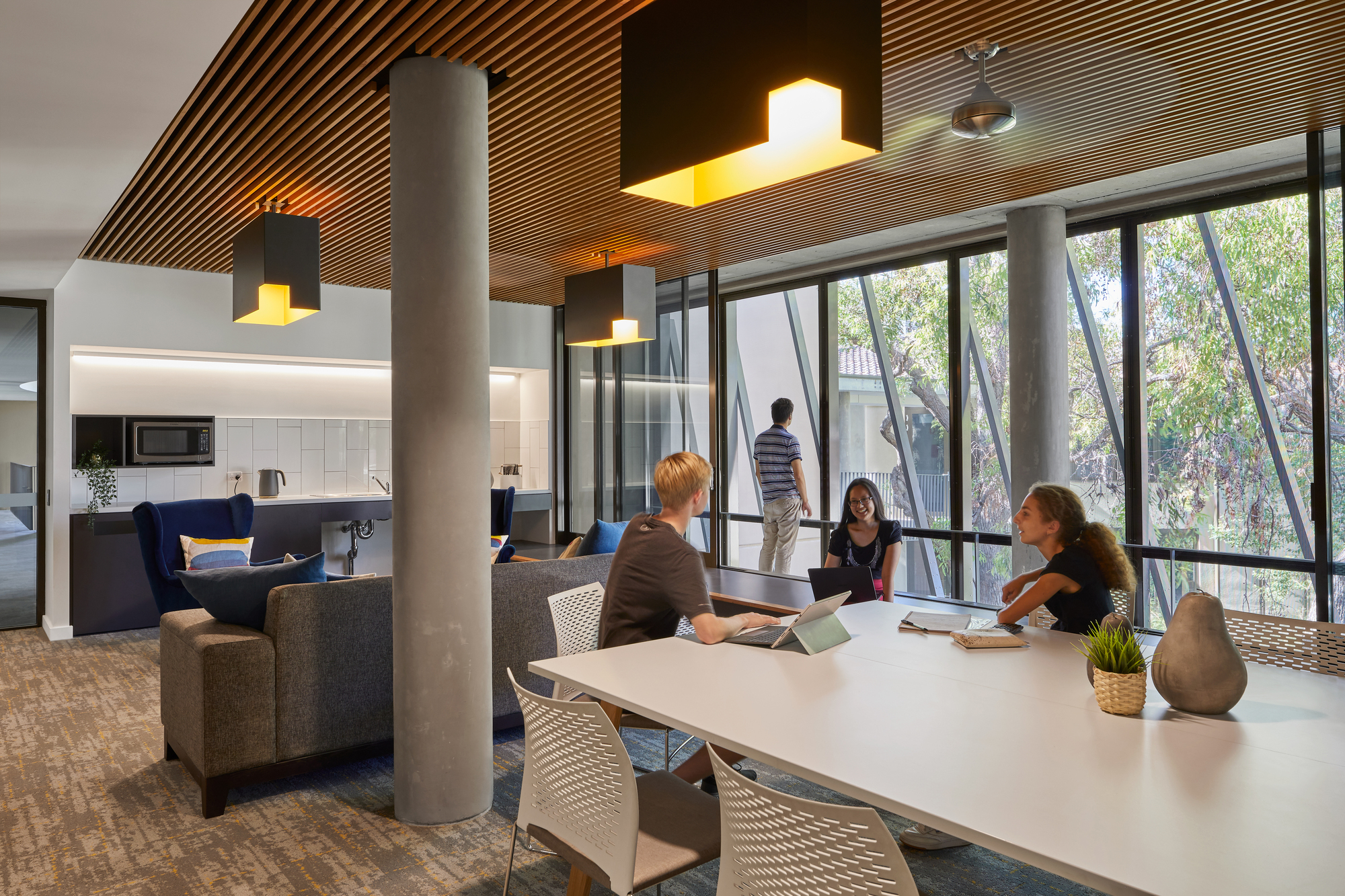 St. Catherine’s College Indigenous Student Accommodation / Wilson Architects-25