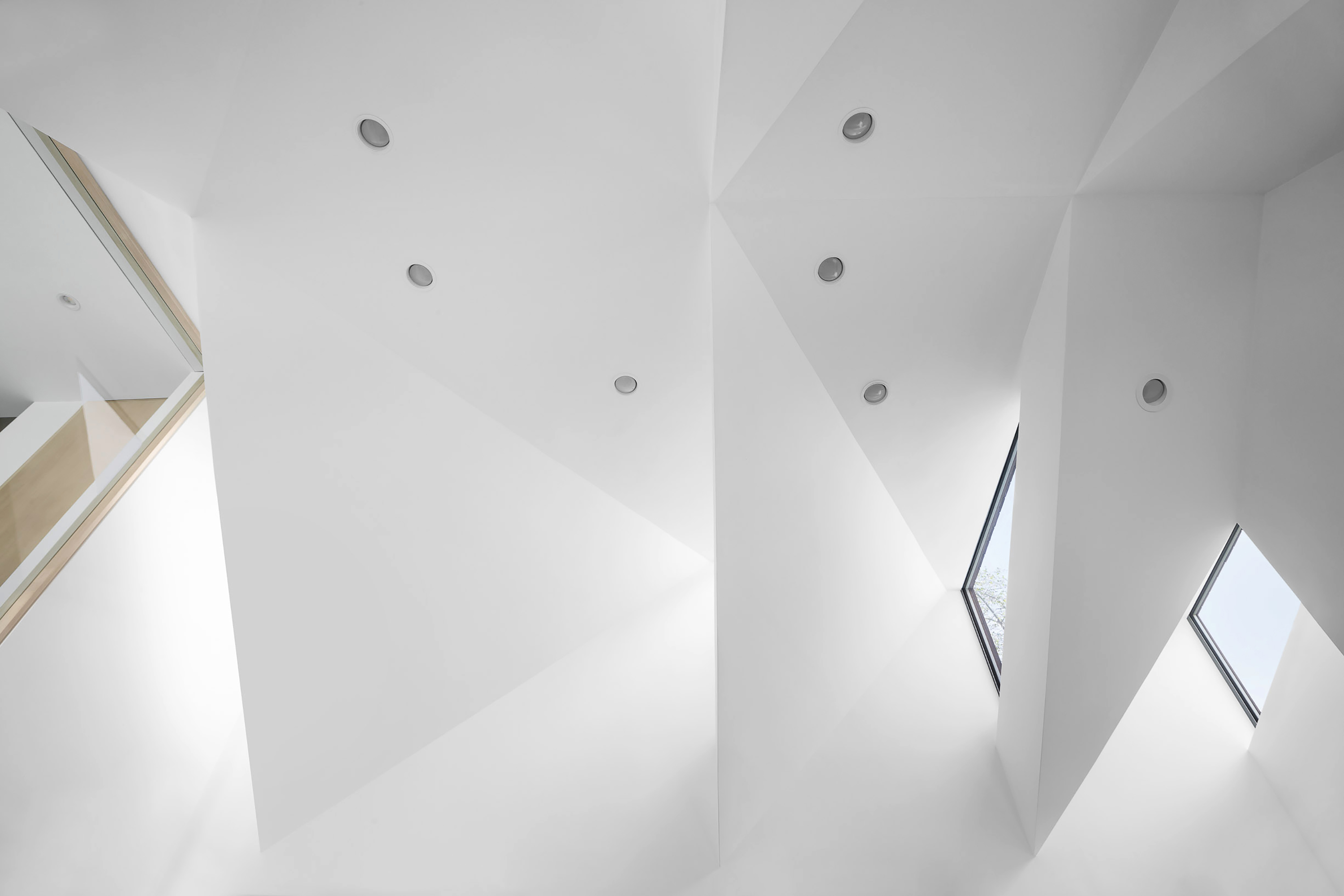 加州 Malibu 卫星办公住宅 | 融入环境的折叠空间-16