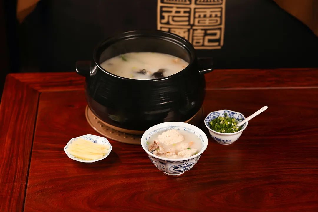 从酒记到酒馆，老雷的焕新实践-30