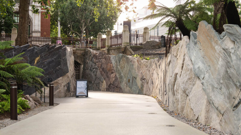 自然历史博物馆城市自然项目之进化时间轴打造-12