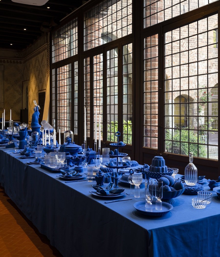 Fferrone sets an ultramarine banquet to explore timeless design-2