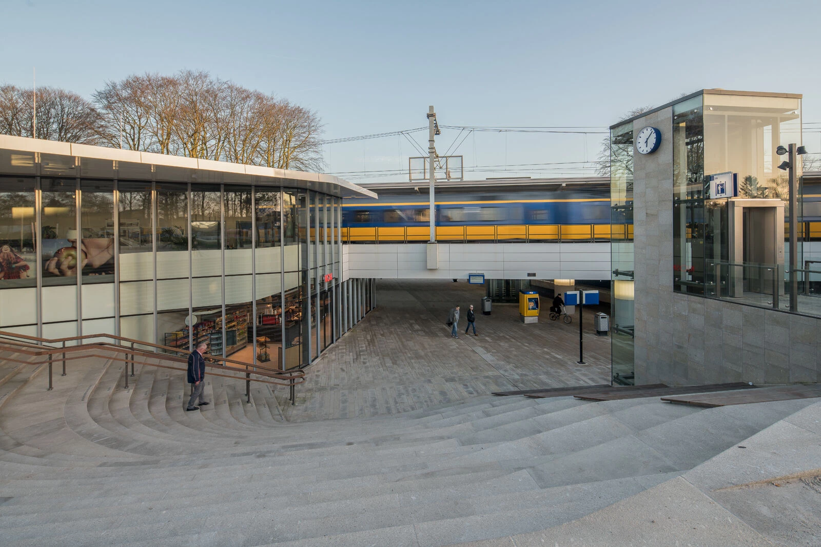 Harderwijk Railway Station-11