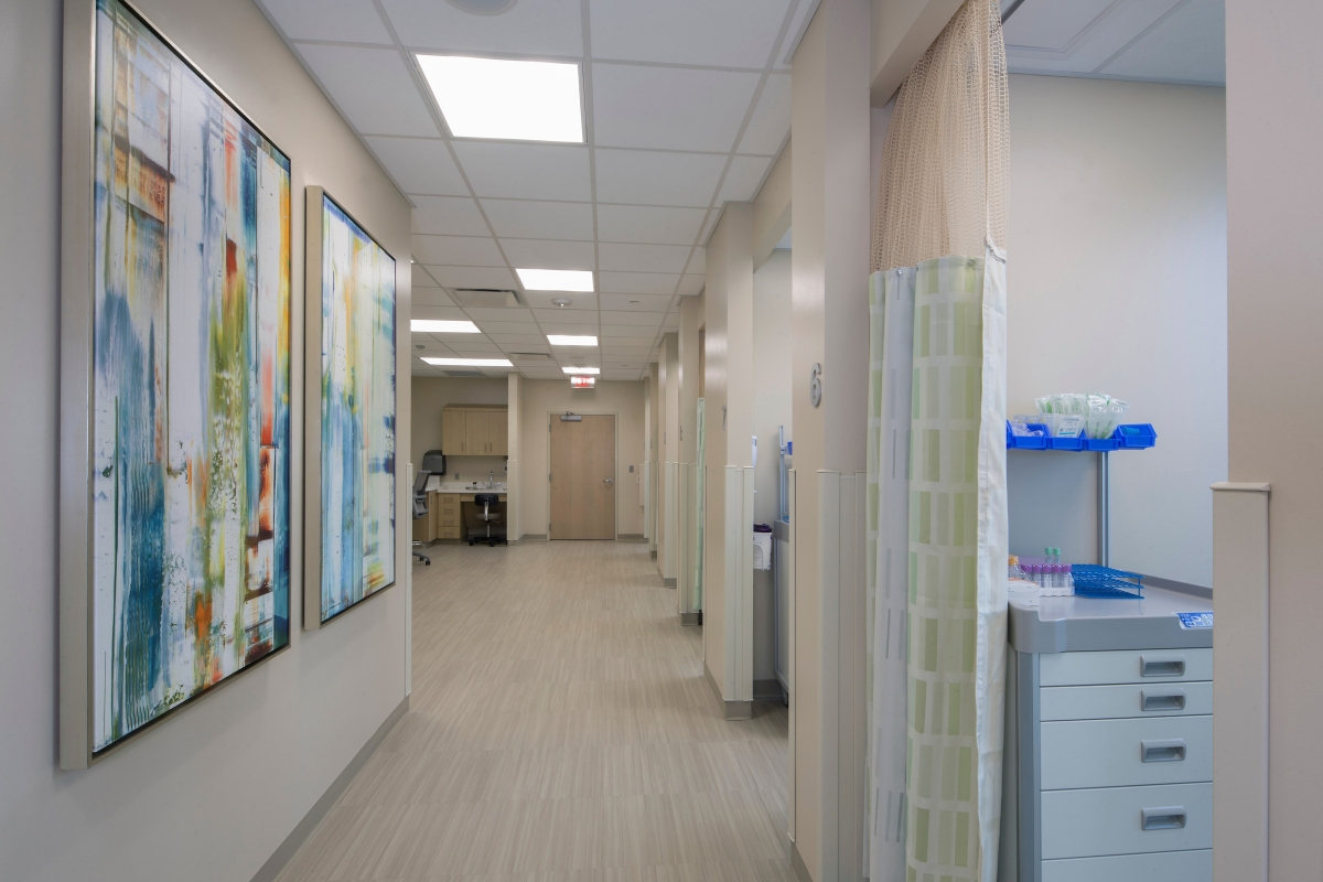 Gresham Smith 打造 University of Alabama Birmingham Hospital’s Whitaker Clinic 新形象-12