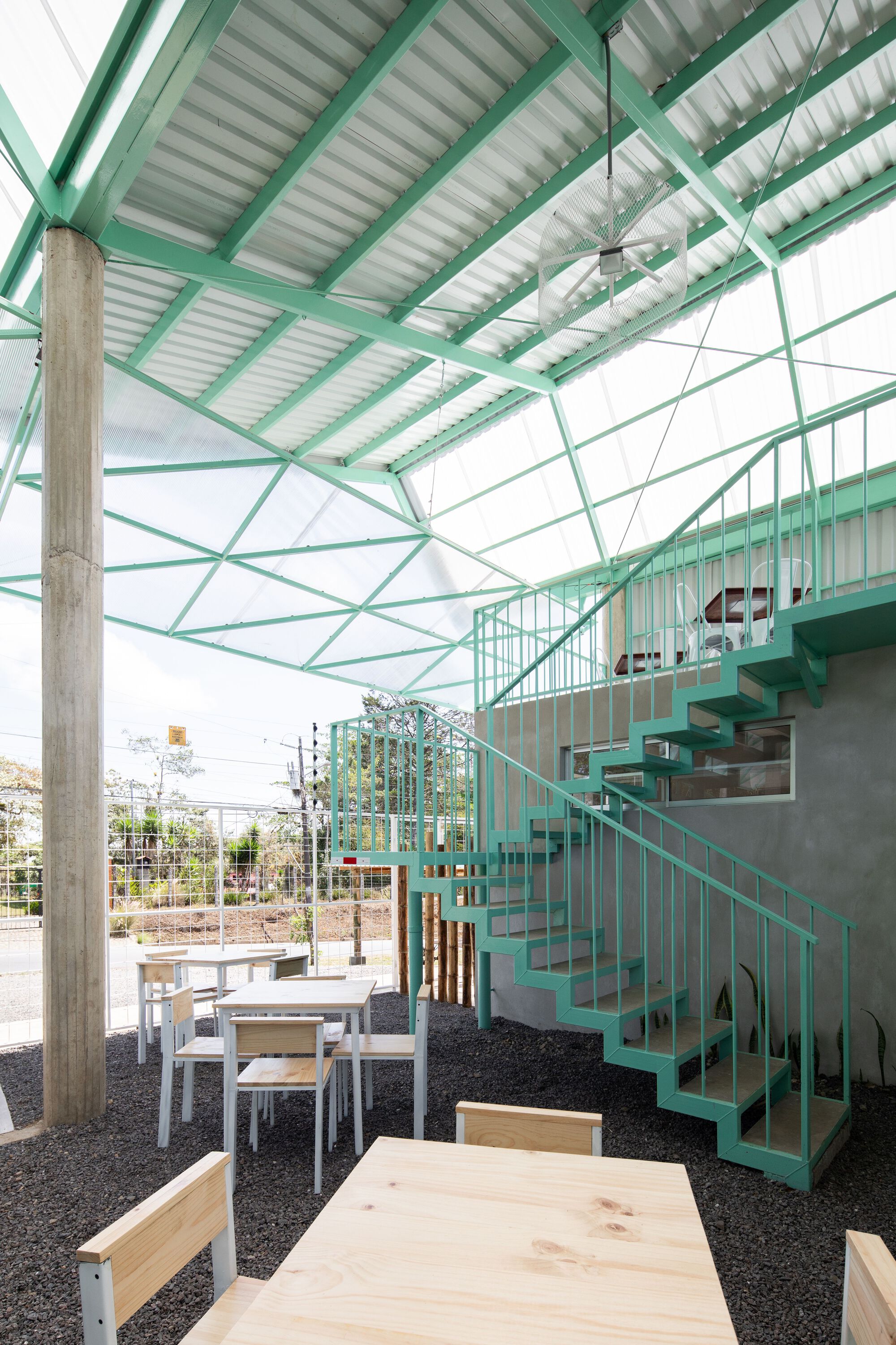 美食广场 224 号路线丨哥斯达黎加丨Quince Cero Uno Arquitectura-33