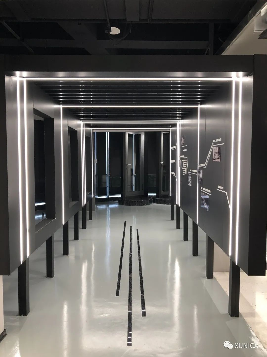 极简黑色魅力,XUNICA DESIGN 打造 HUECK 霍柯铝合金展厅-22