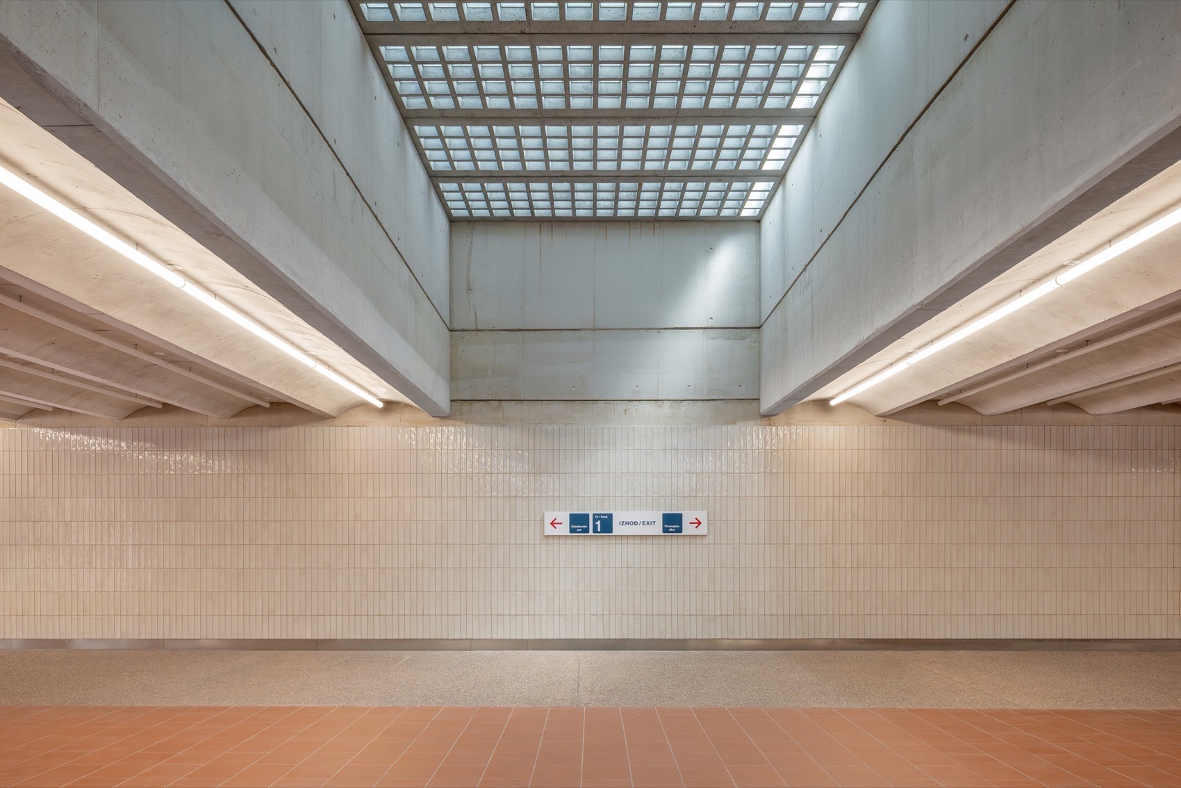 诺瓦戈里察火车站与Vrtača地下通道丨斯洛文尼亚戈里丨Sadar+Vuga d.o.o.等多个团队-31