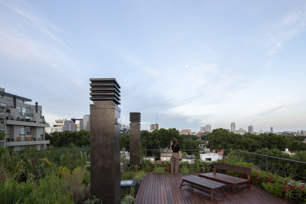 阿根廷 Arévalo 公寓设计 | 城市中的宁静绿洲-30