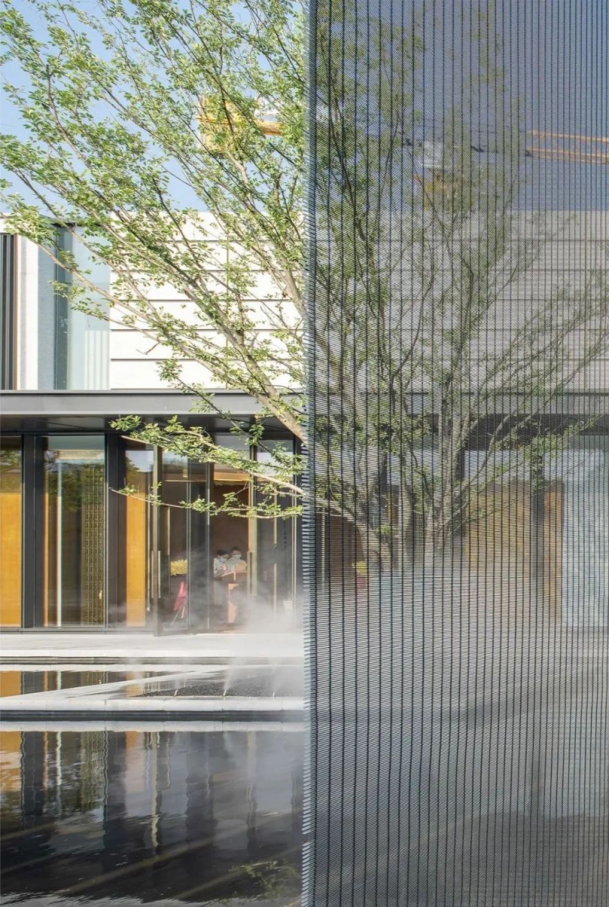 世茂·璀璨荣里 | 现代解构主义的水乡景观设计-43