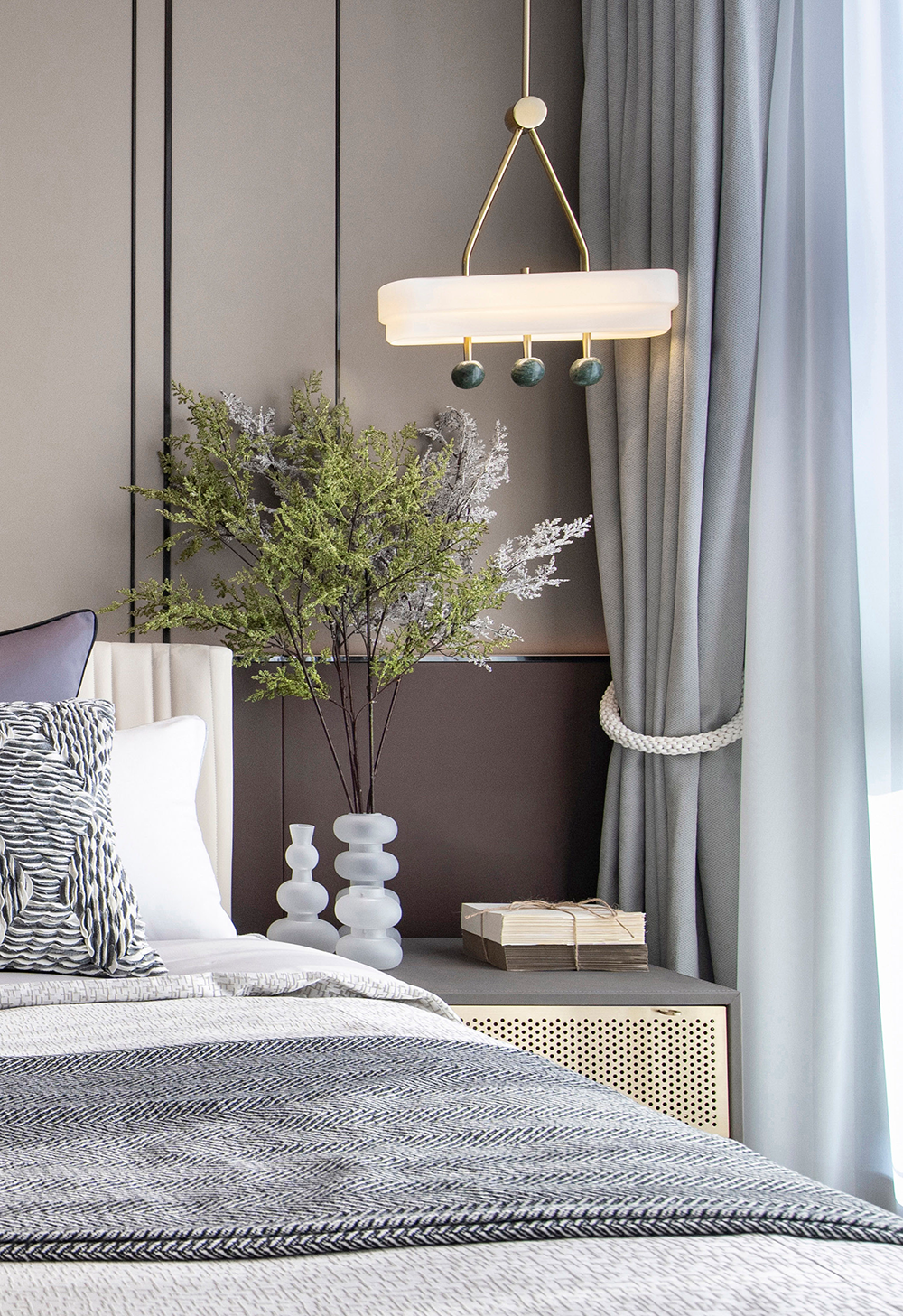 深圳榕江云玺样板房丨中国深圳丨深圳市盘石室内设计有限公司,深圳市蒲草陈设艺术设计有限公司-35