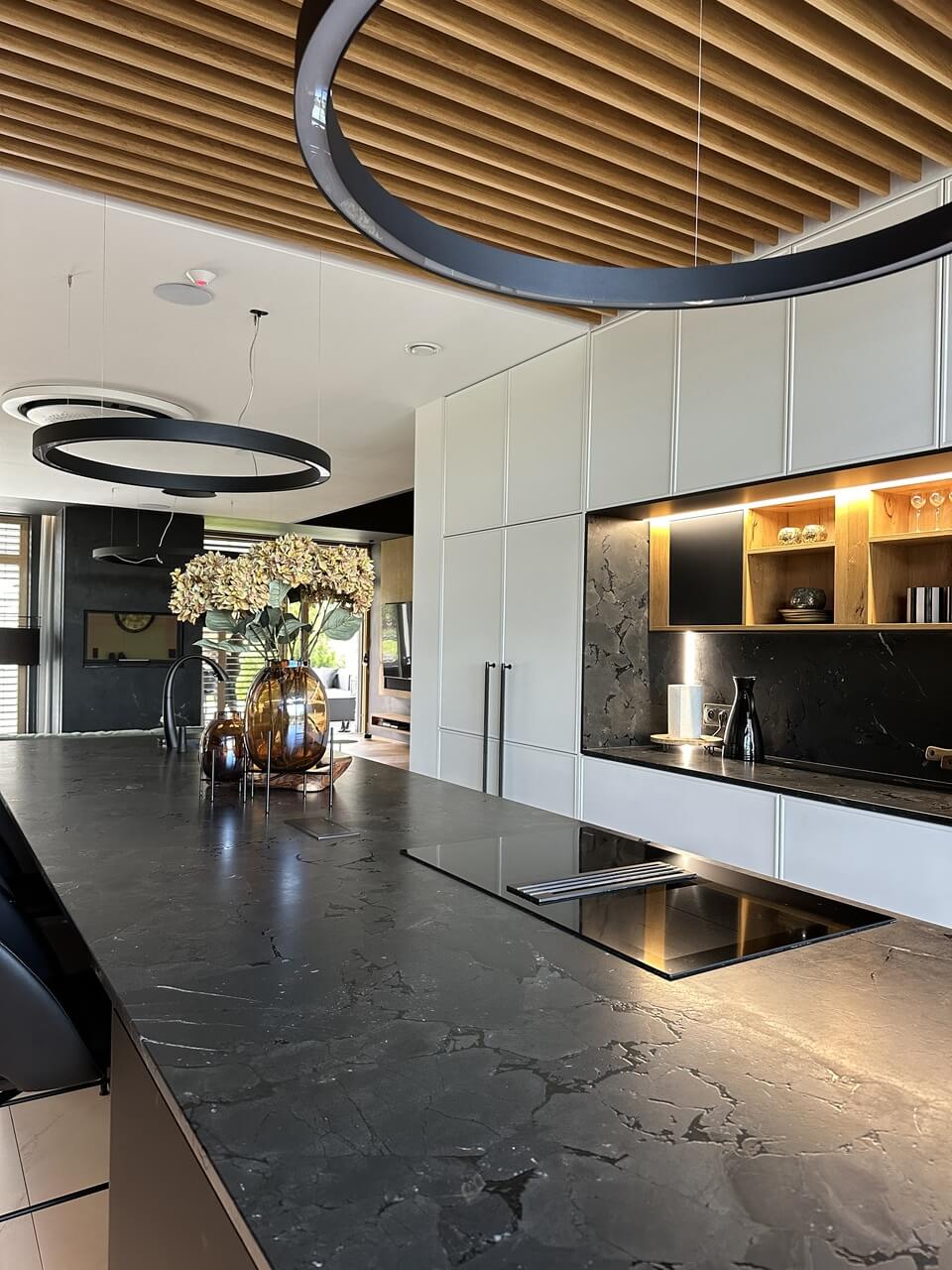 260-metrowe luksusowe wnętrze domu ze strefą SPA - zmysłowość i wyrafinowanie od KOiKO Design - PLN Design-7