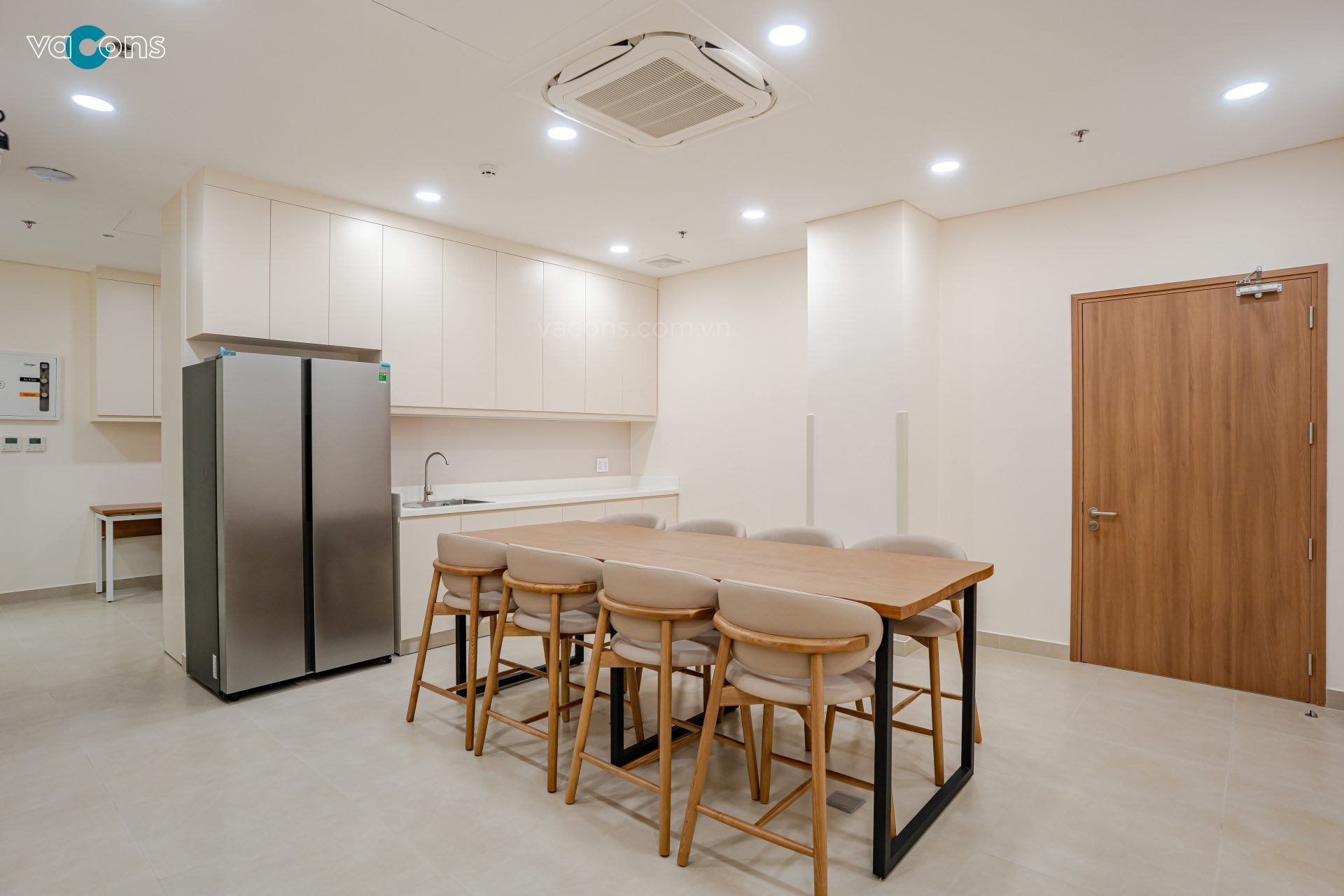 Confidential International Hospital-8