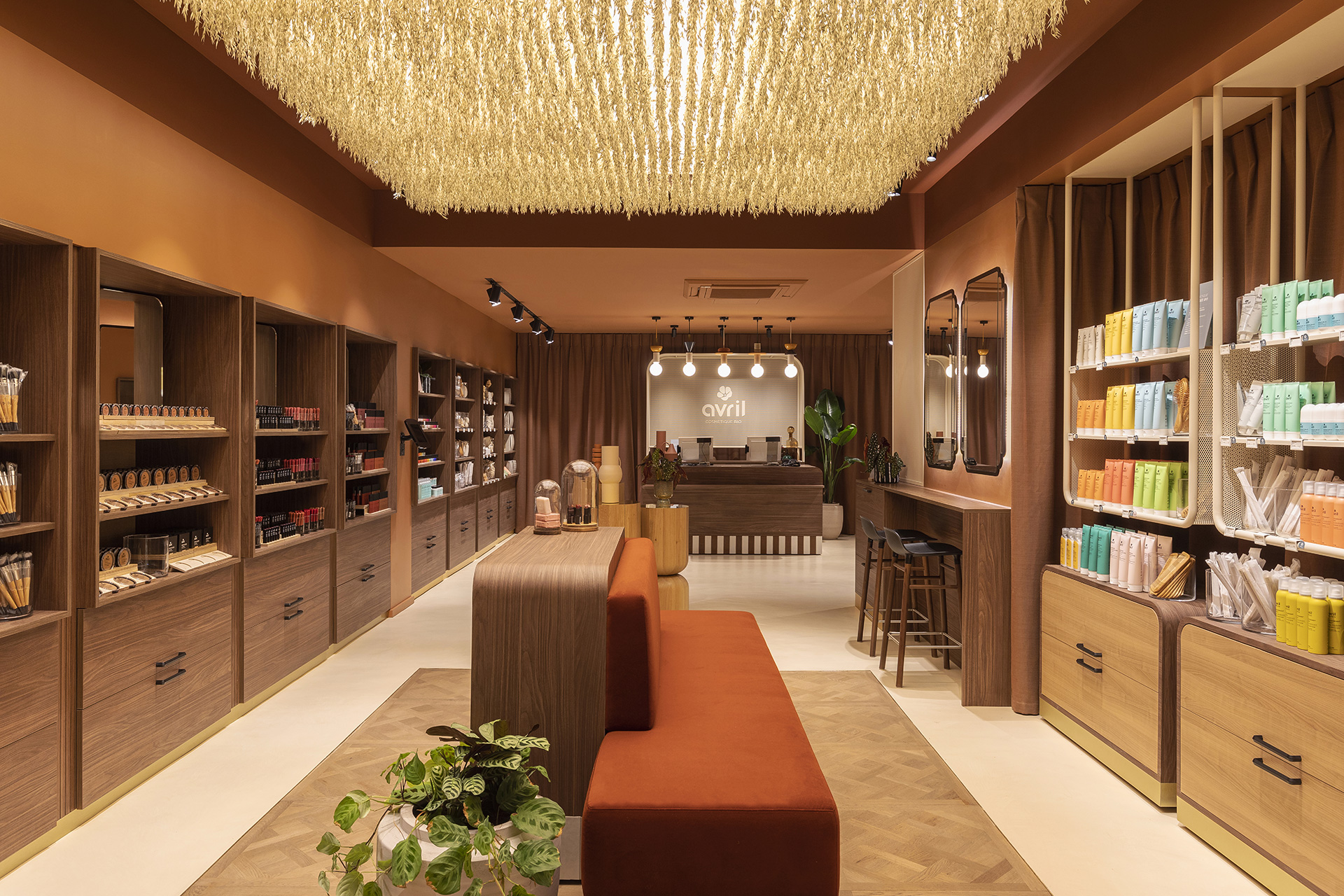 阿芙丽尔化妆品巴黎丨法国巴黎-4