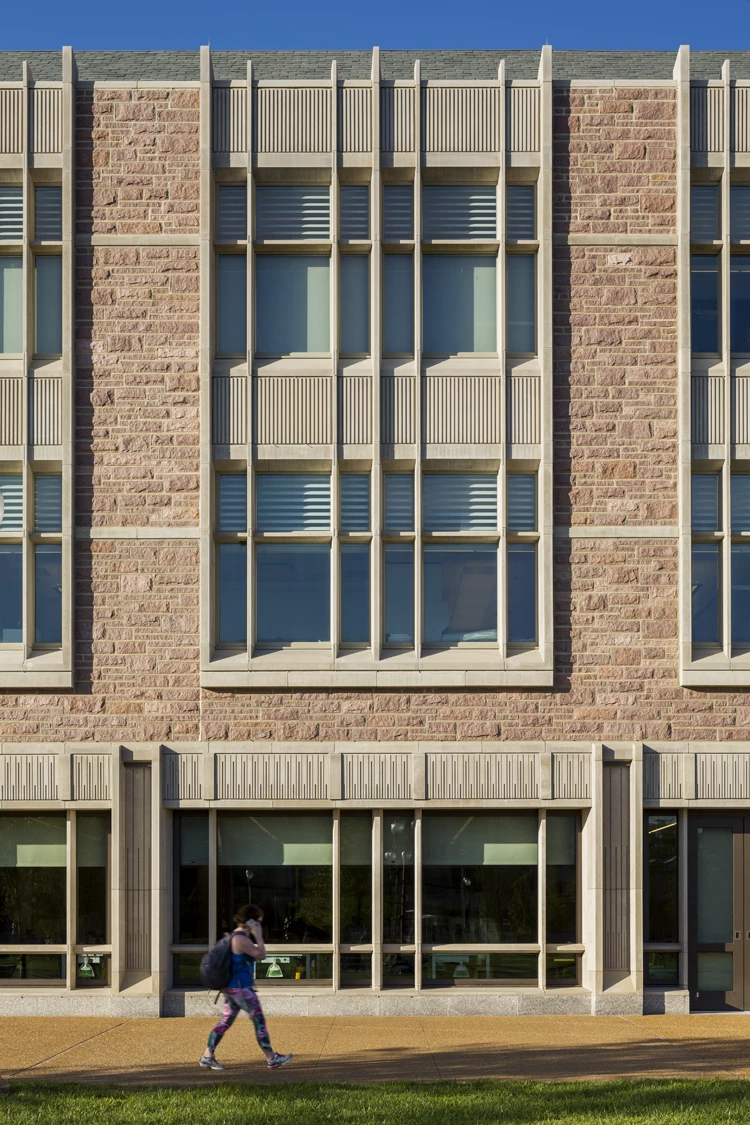 华盛顿大学朱贝尔厅-27