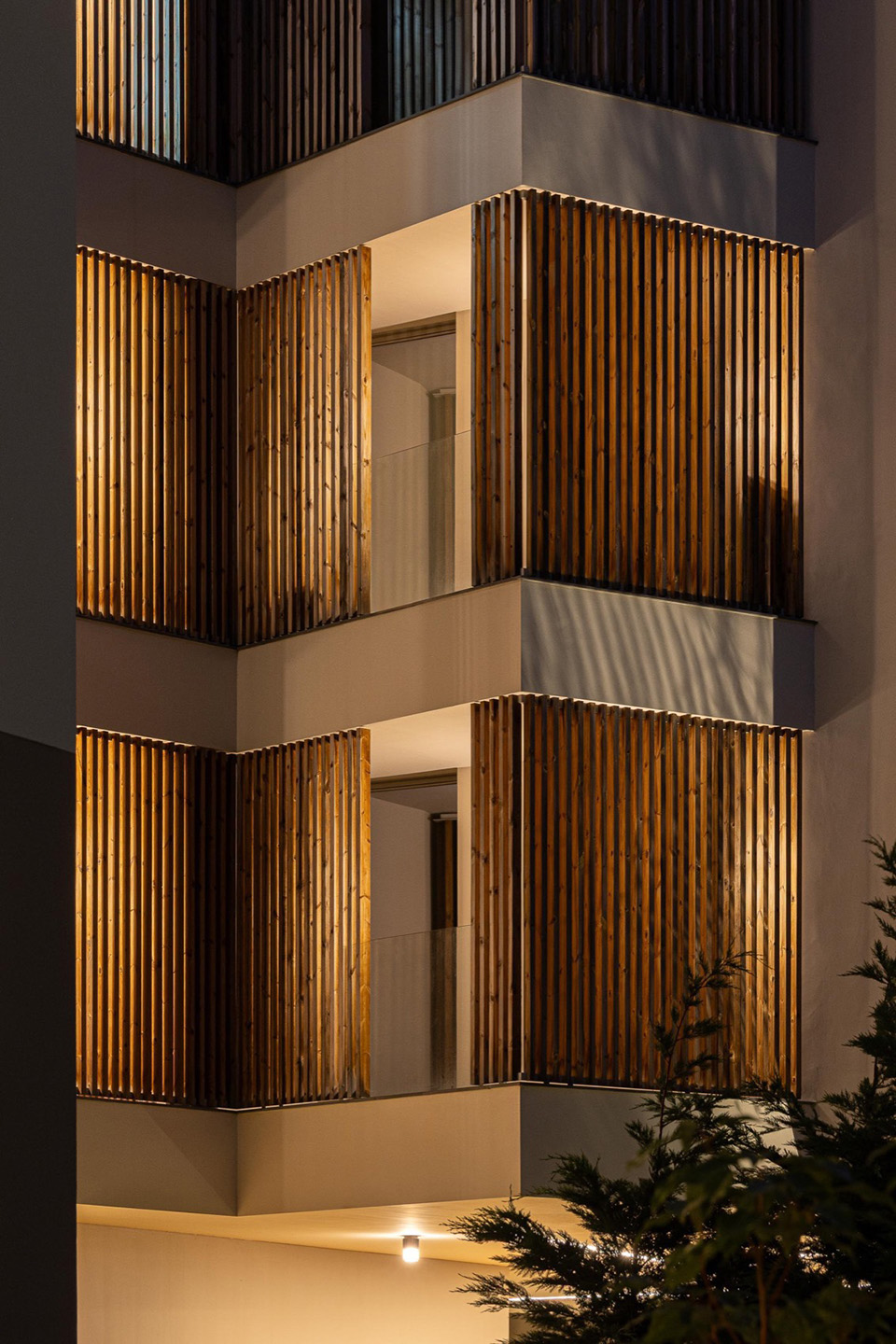 ERNESTO DO CANTO住宅区丨葡萄牙蓬塔德尔加达丨BOX arquitectos-99