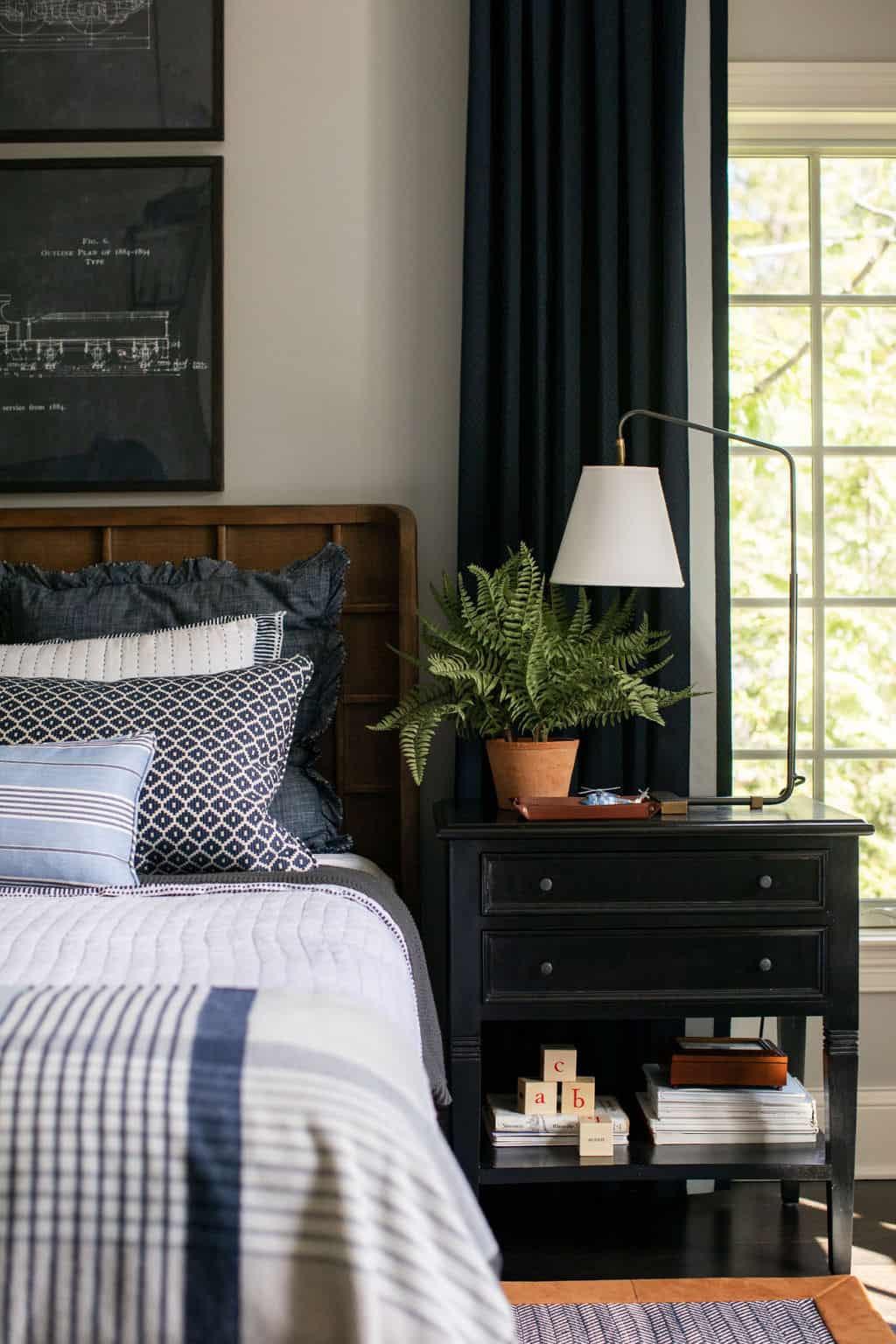 Take a tour of an Illinois dream home with bright and airy living spaces-34