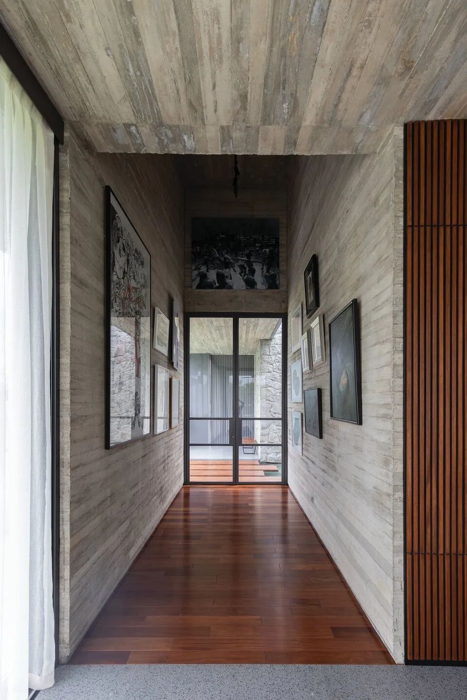 厄瓜多尔 6M 别墅 | 融入自然的简约空间-45