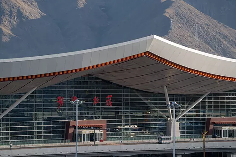 拉萨贡嘎国际机场 T3 航站楼丨中国拉萨丨中航筑诚+奥雅纳工程顾问联合体-5